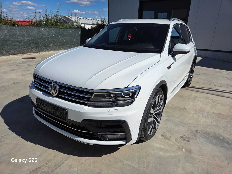 ***VW Tiguan R-LINE***