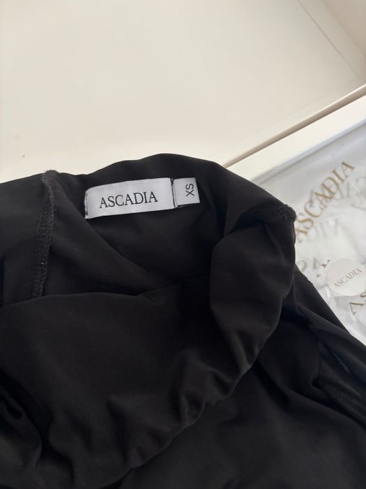 Ascadia пола- панталон на българска марка