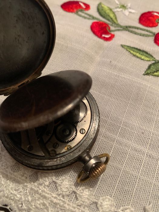 Doua ceasuri vechi Longines -Omega