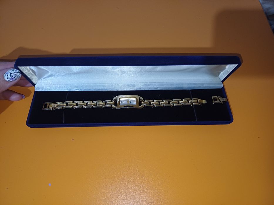 Часовник Celsior