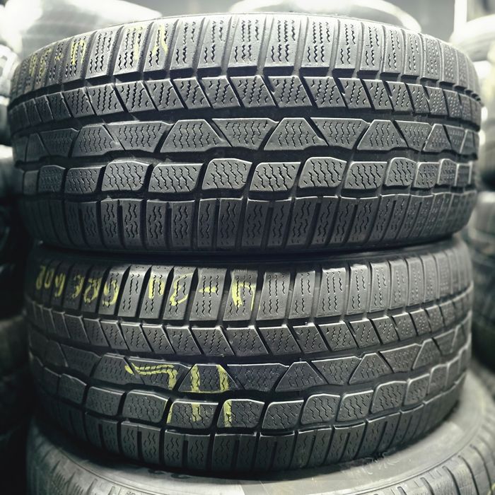 2x 235/45/19 M+S CONTINENTAL Stare excelentă