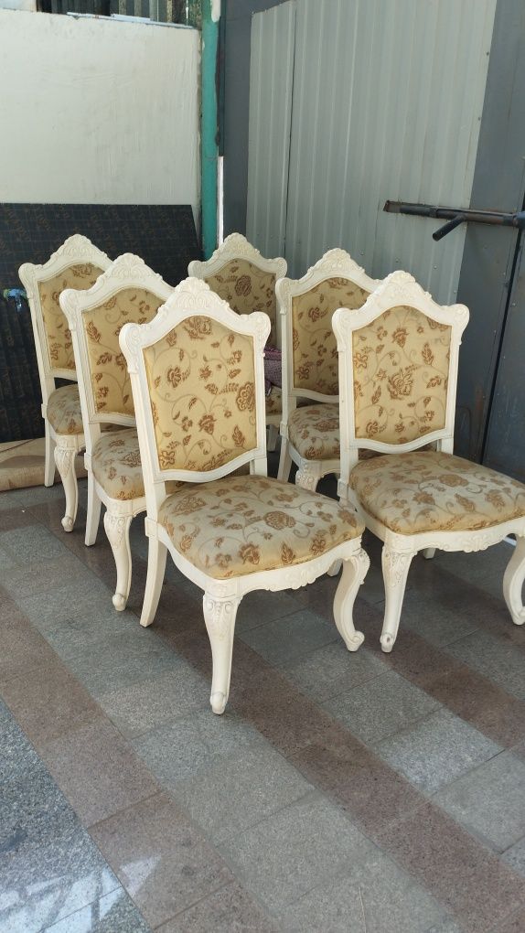 Стулья для гостииной