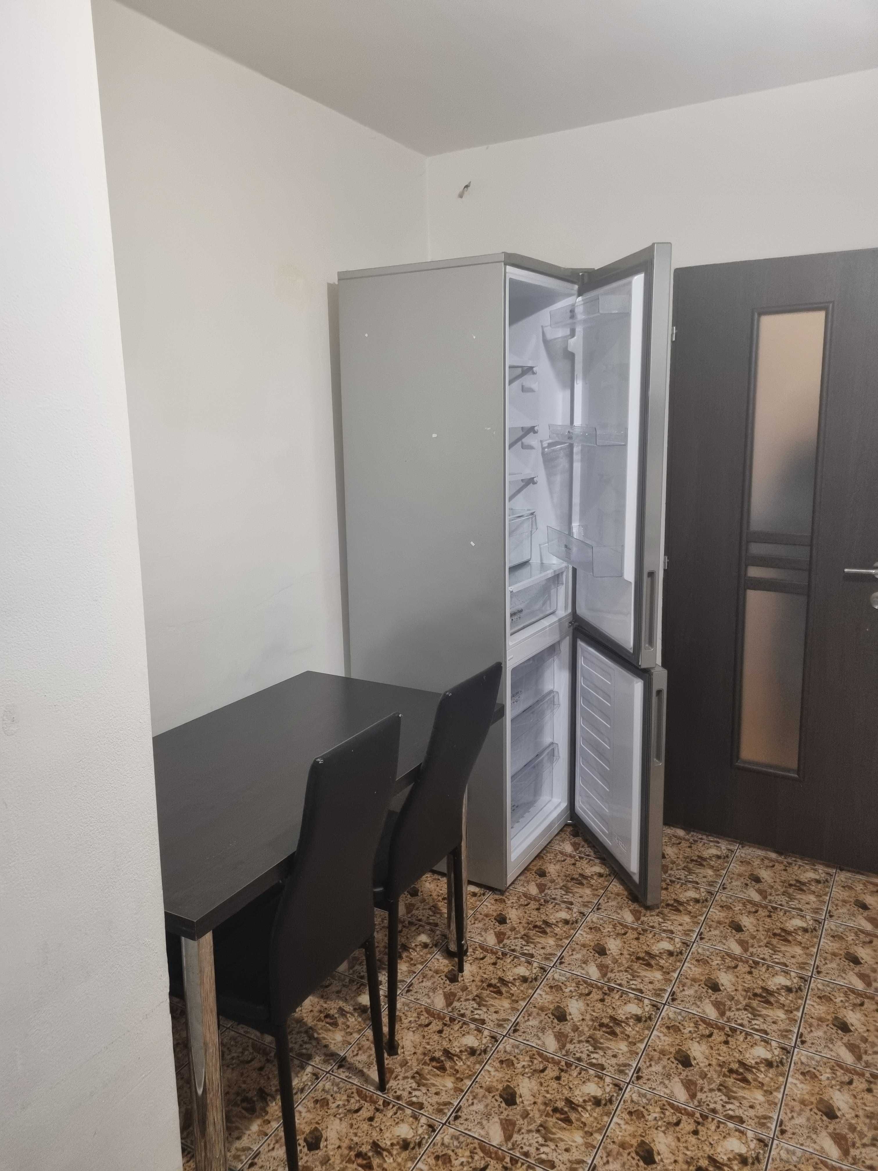 Inchiriez apartament cu 3 camere, municipiul Deva