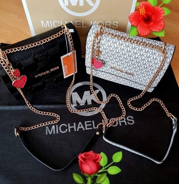 Geanta Michael Kors mini,accesorii metalice,saculet, etichetă