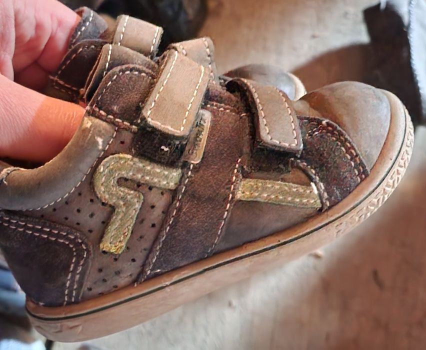 Vând ghete și cizme copii