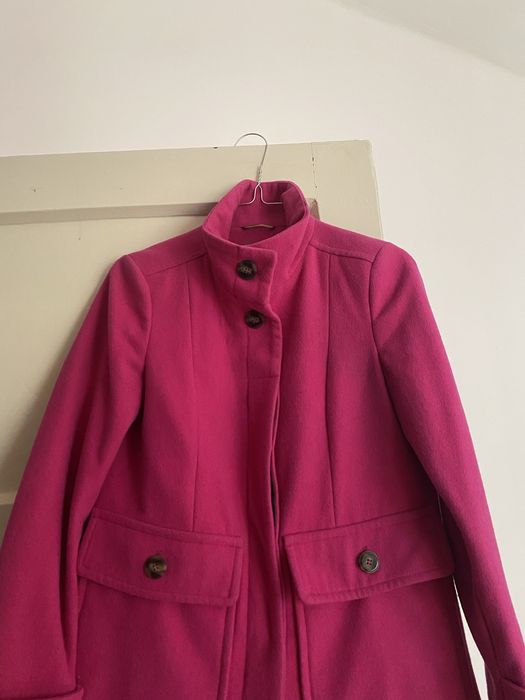 Вълнено цикламено палто Benetton