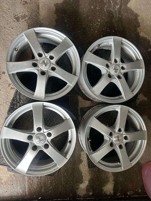Vând jante aliaj 5x114,3 r16