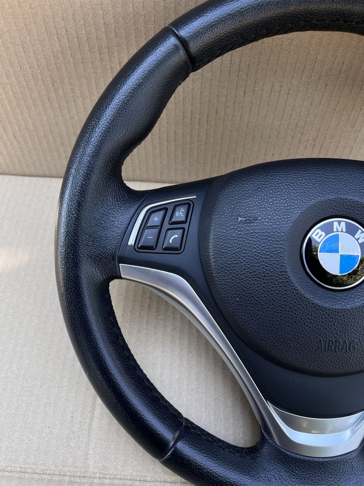 Bmw e90,e91,e87,X1 Exclusive волан в перфектно състояние.