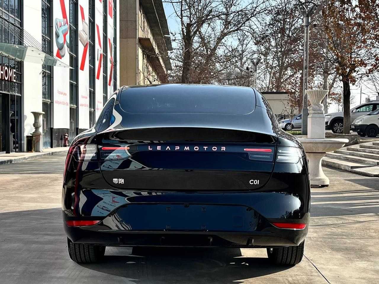 LeapMOTOR C 01 625 km Smart DOP Opsiya