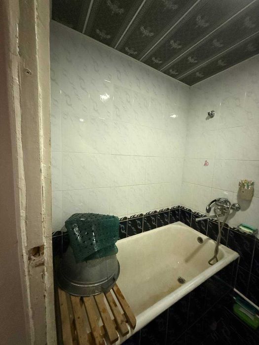 Коракамиш 1 хона сотилади яхши ремонт кириб яшашга таййор