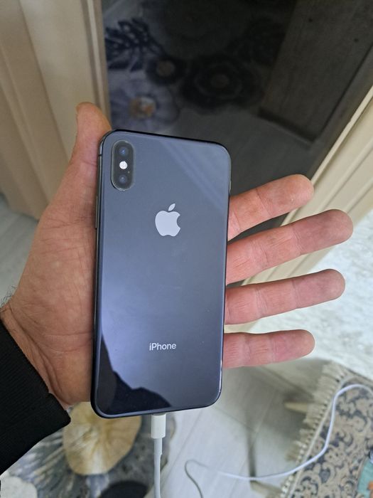 iPhone x в хорошем состоянии