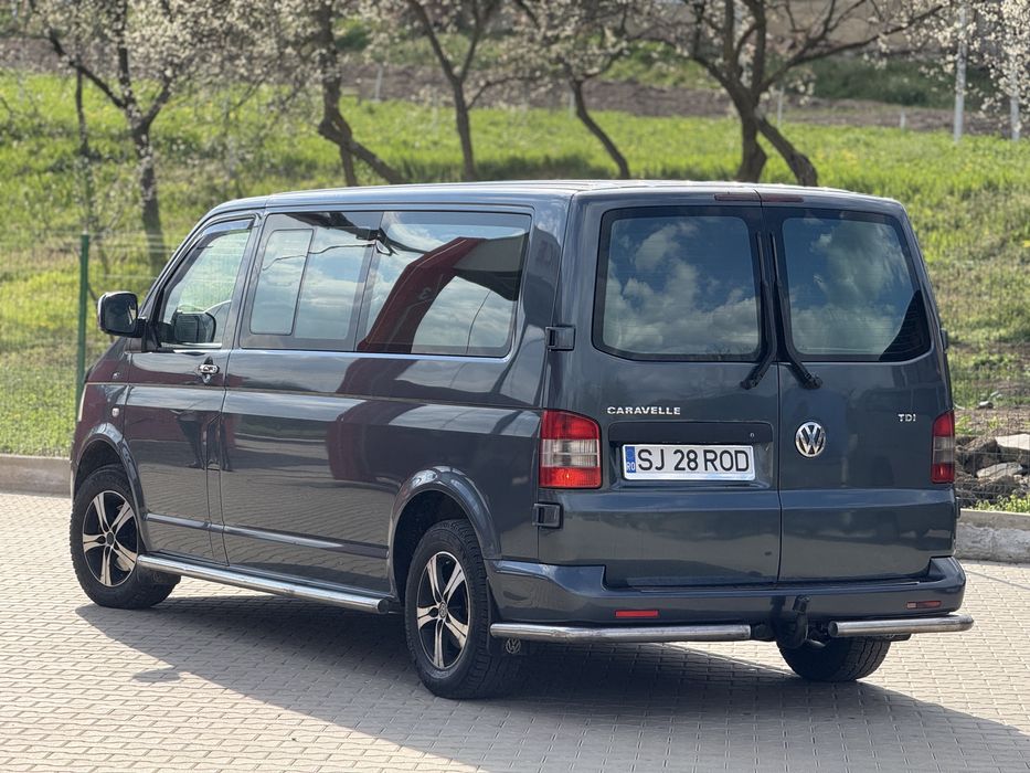 VW T5 Caravelle 8+1