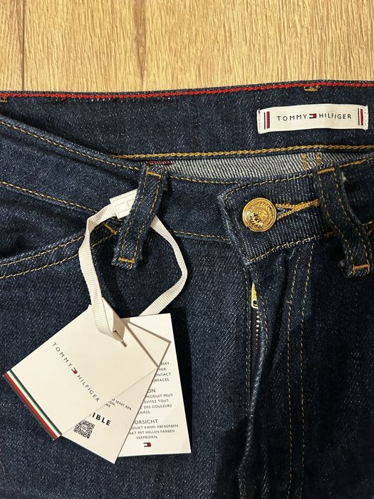 Blugi Tommy Hilfiger