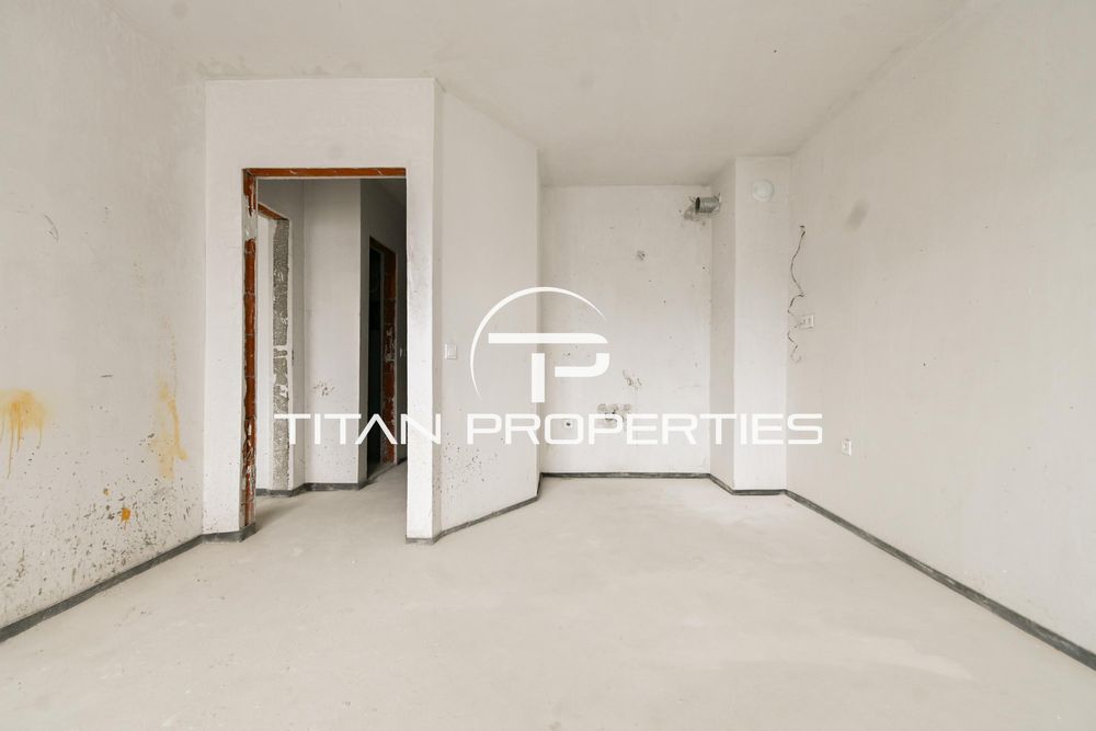 Двустаен , с Акт 16 , Център