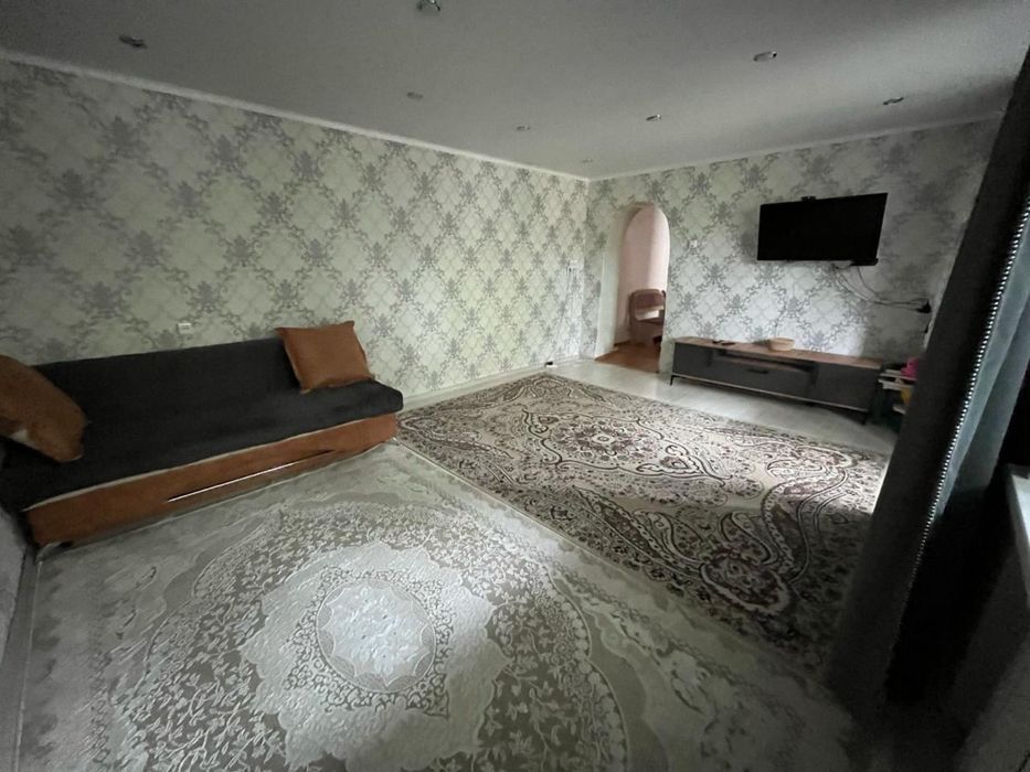 2-х ком  квартира , Ломова 164 /1