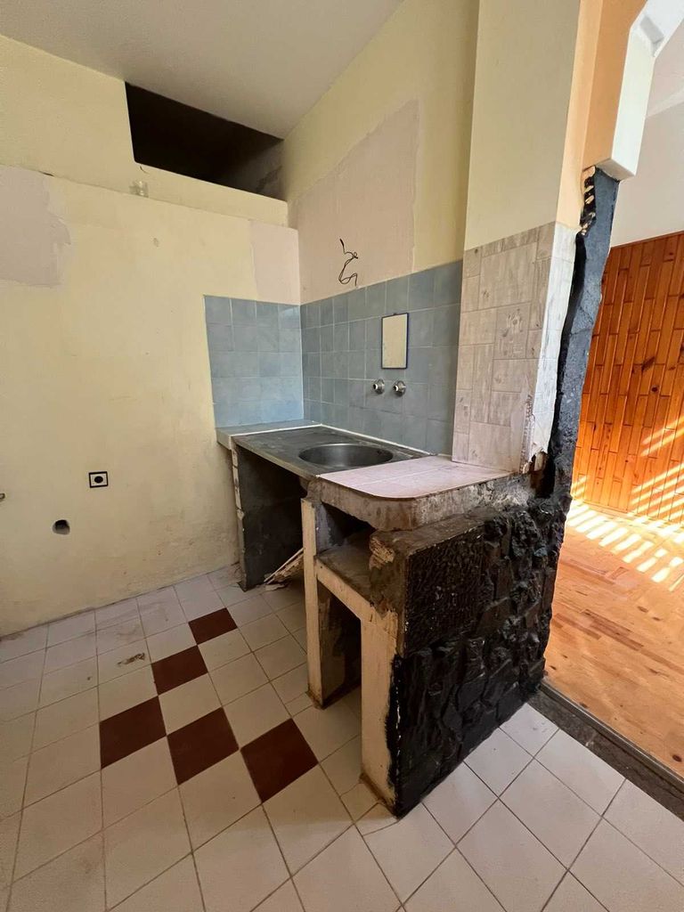 Продава се Четиристаен апартамент в Димитровград - 105 кв.м за 413 €/кв.м - Снимка #4