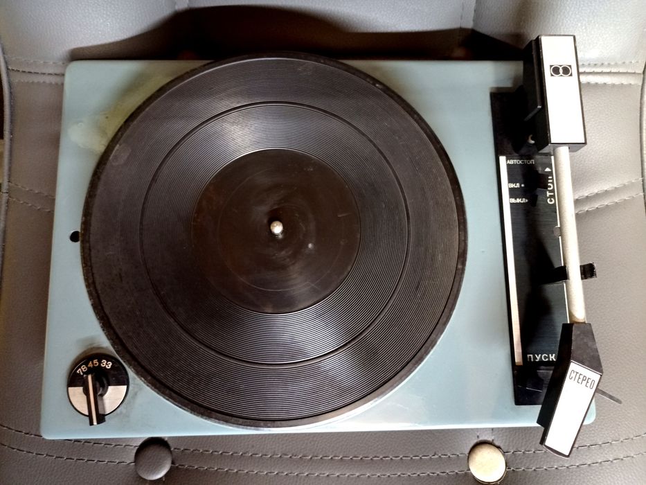 ЗАЯВЕН/ Грамофон Радиотехника, Акорд 201 стерео шаси