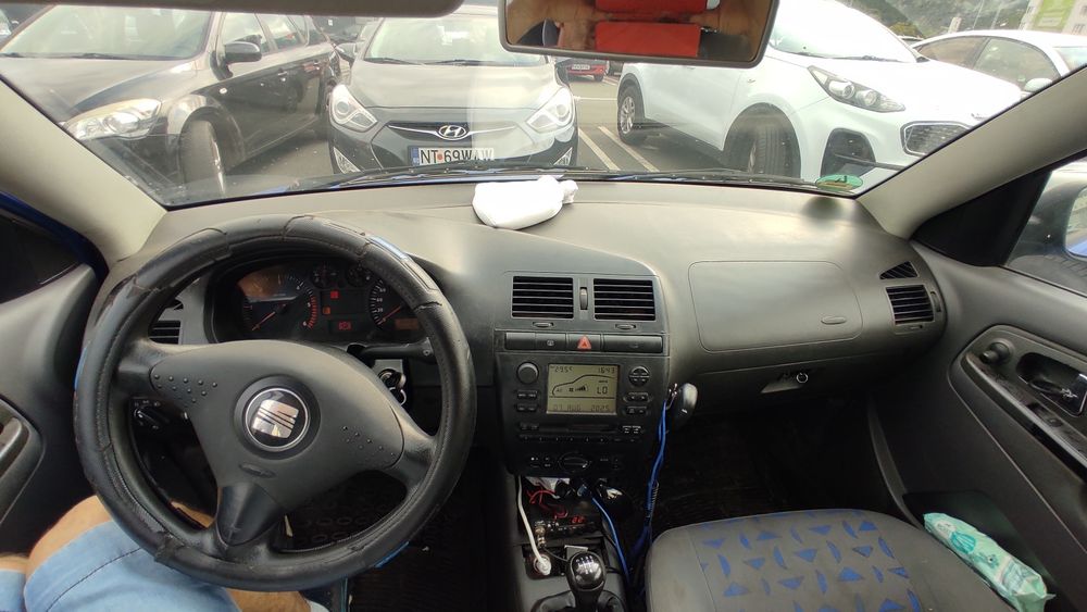 Schimb mașina Seat Cordoba Break cu Motocicleta sau ATV