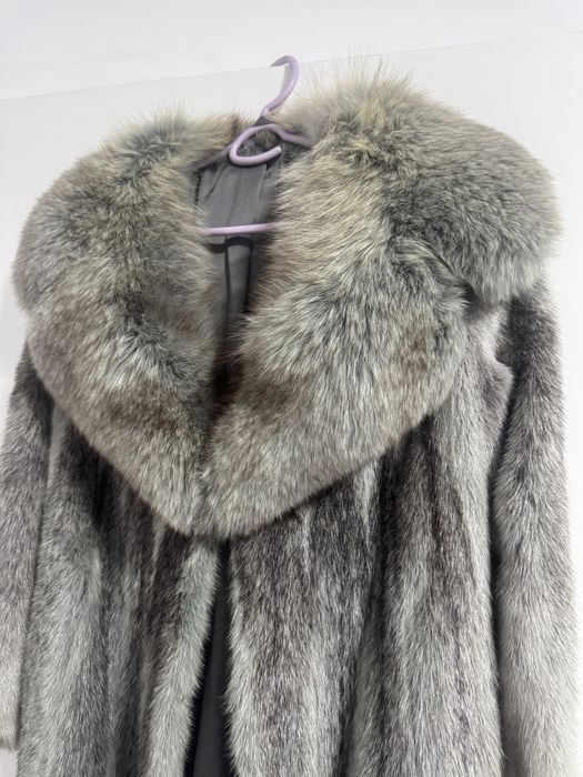 Blana naturala. Haină lungă din vulpe argintie.  Stare impecabilă.