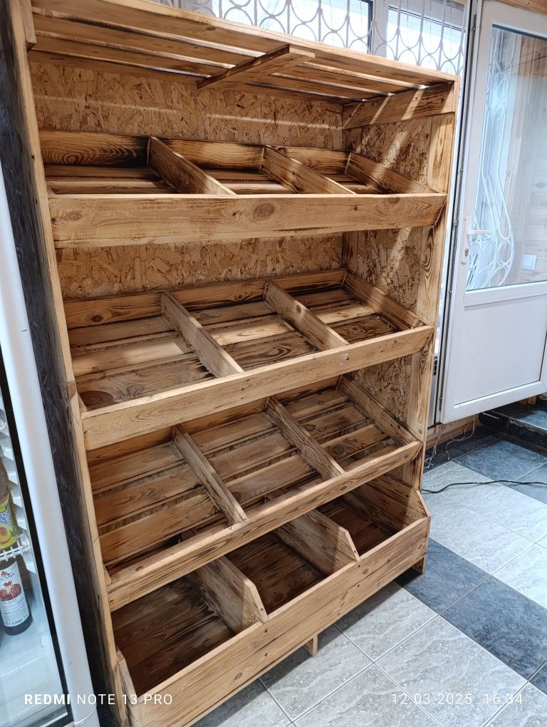 Стеллаж для магазина