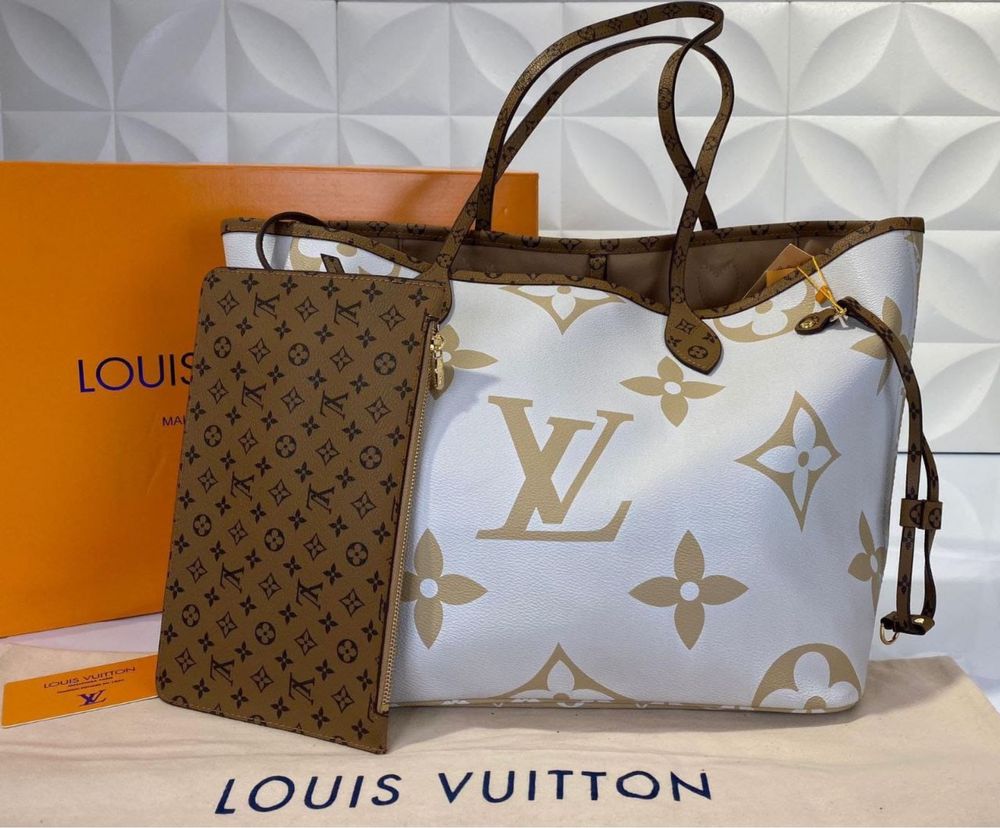 Geanta Louis Vuitton-colectia noua !Produsul este din piele naturală ,