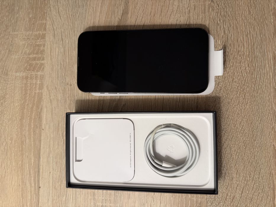 iPhone 13 Pro Max 256GB 84%sanatate full box