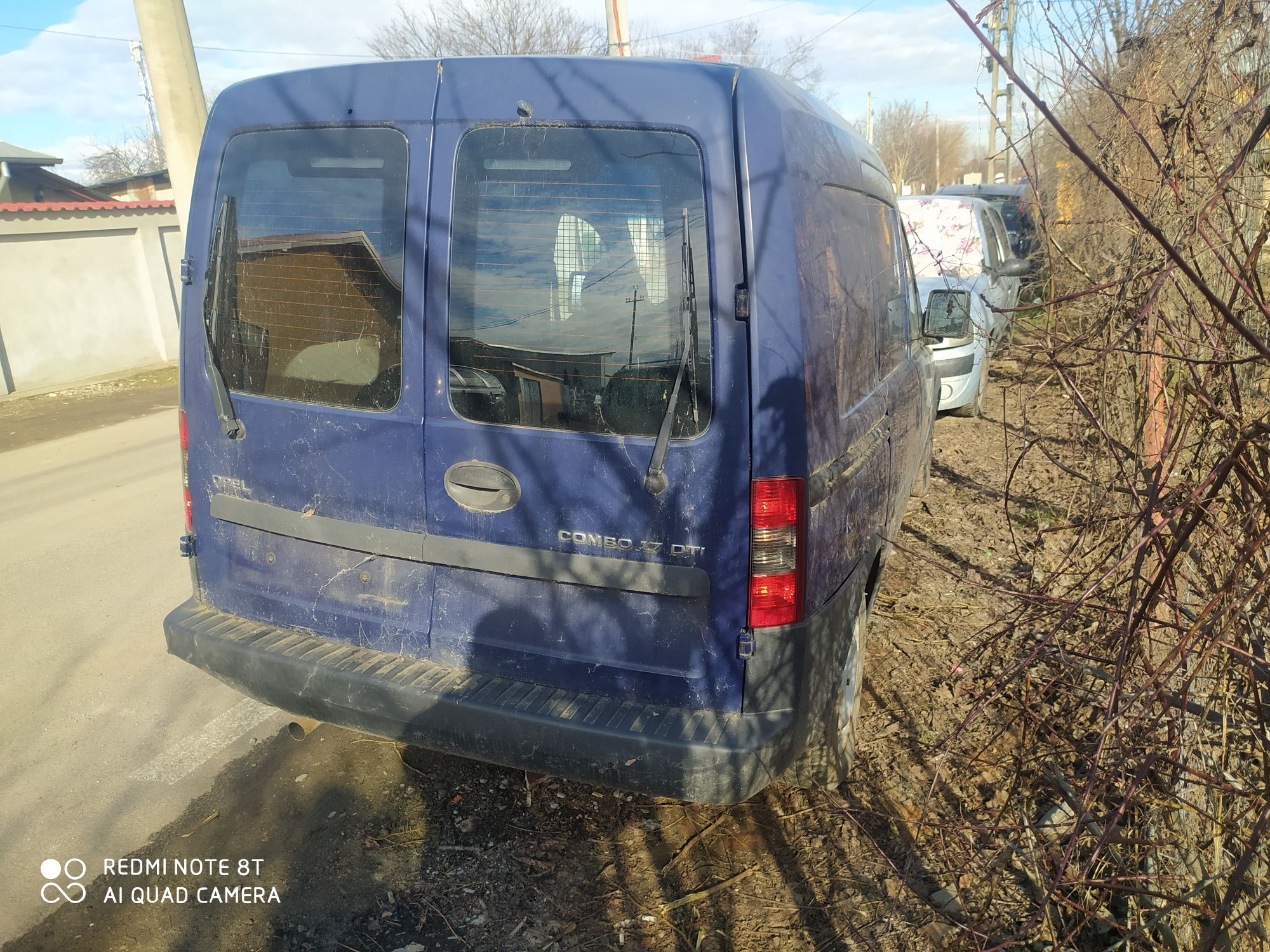 Dezmembrez Opel Combo 1.3CDTI 1700 CDTI.