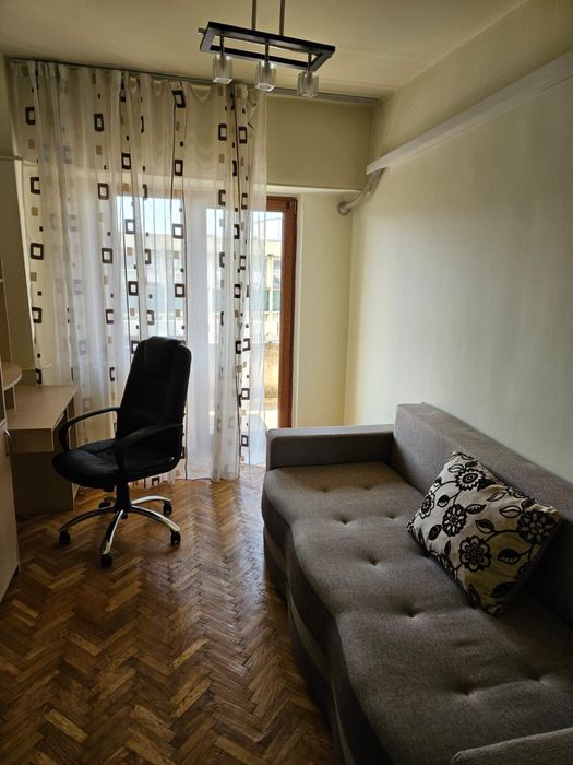 Apartament de inchiriat in Craiova centru chiar la Targul de Craciun