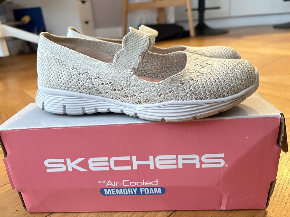 Balerini Sketchers marimea 35.5