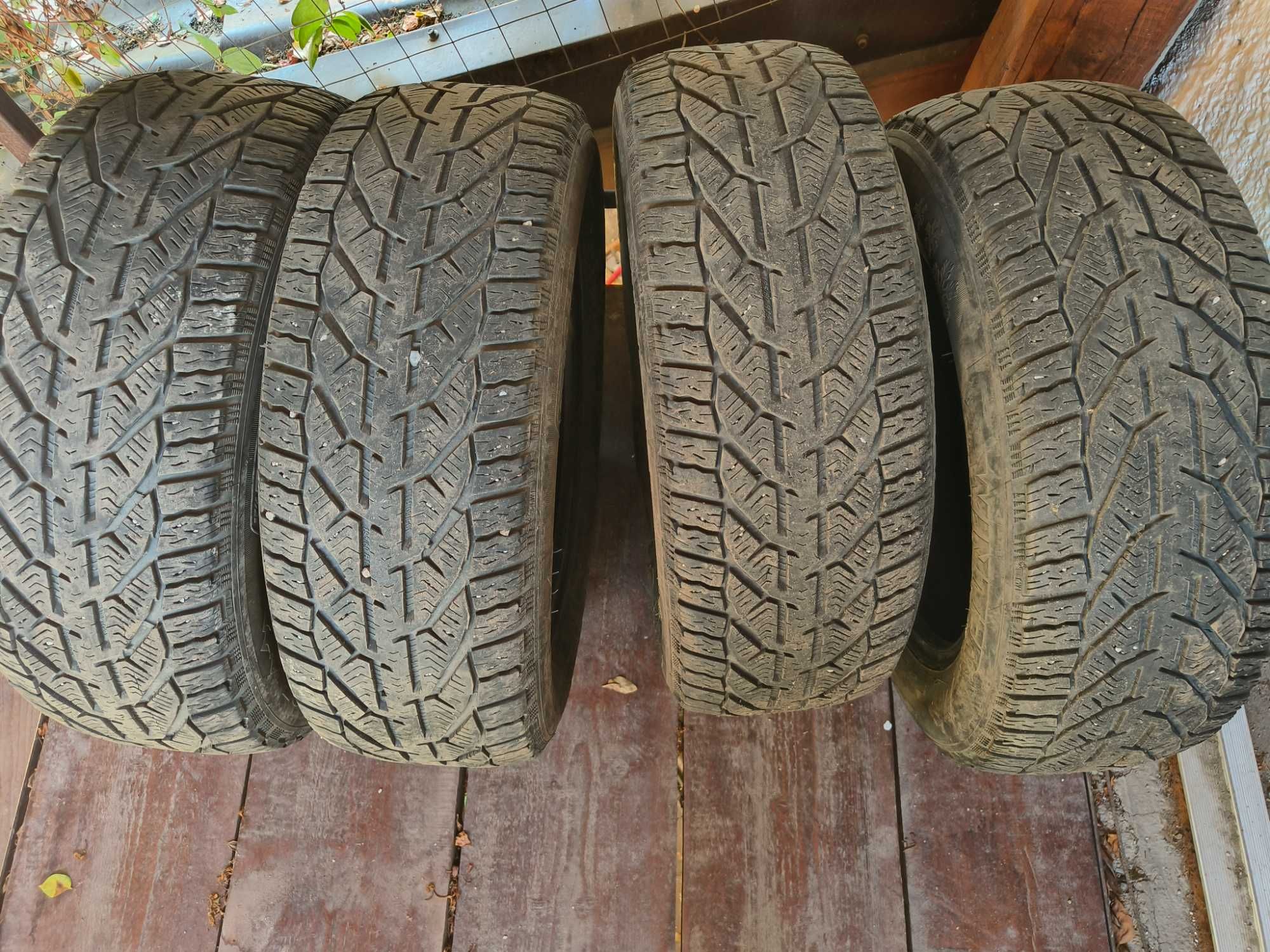 Cauciucuri de iarna 195/60 R15