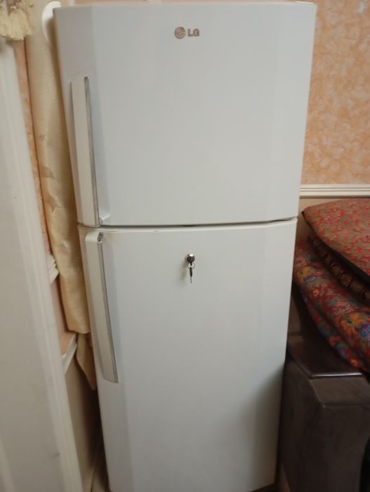 Холодильник елжи