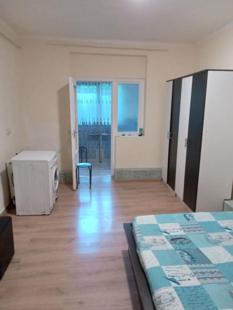 Vînd garsonierà centru