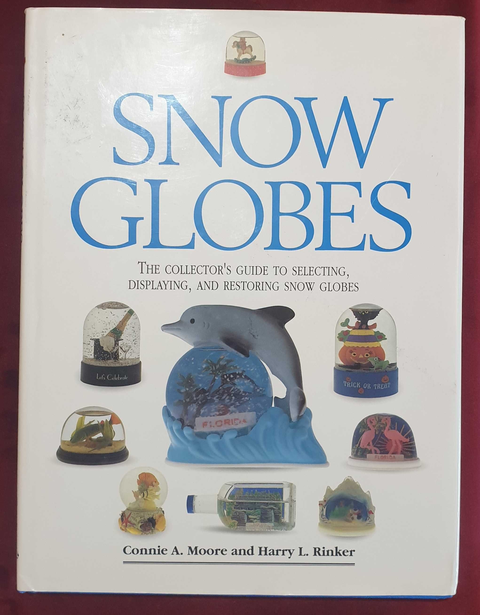 Колекционерски справочник на снежните глобуси / Snow Globes