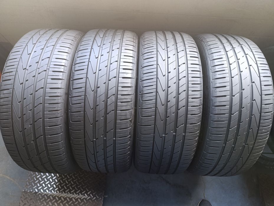 Patru anvelope de vara 235 55 18 Hankook