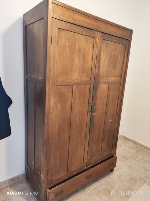 Гардероб дървен стар