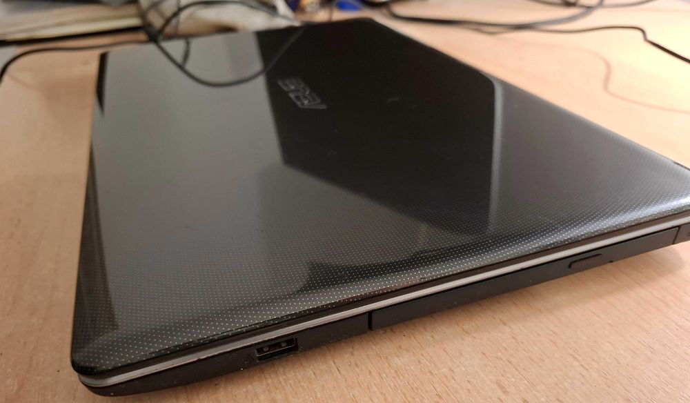 Laptop gaming Asus 16" i7, 12GB RAM, GTX950m, SSD 1000GB, 130W,x550vx