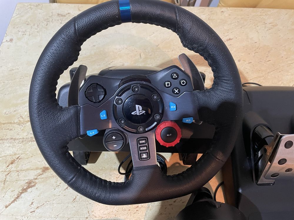 Vand volan Logitech G29