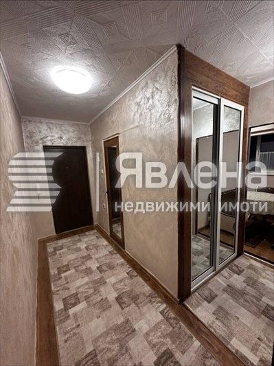Продава се Двустаен апартамент в Бургас, Меден рудник - зона В - 67 кв.м за 1523 €/кв.м - Снимка #3