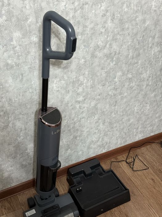 Продам беспроводной пылесос