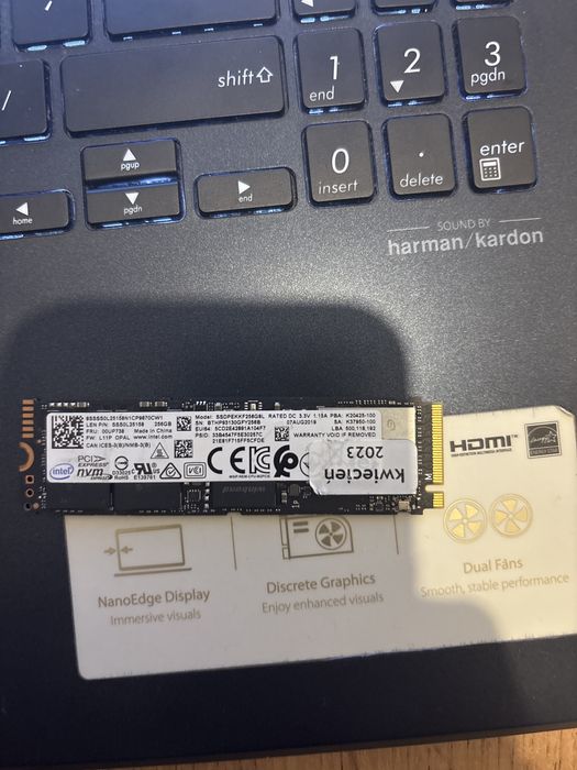 Vand ssd intel nvme 256 gb