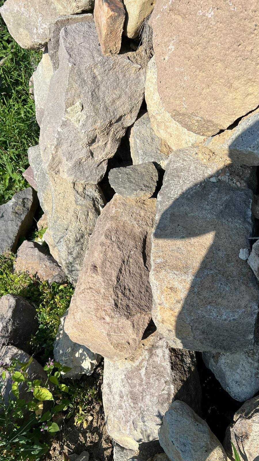 Piatră sculptată