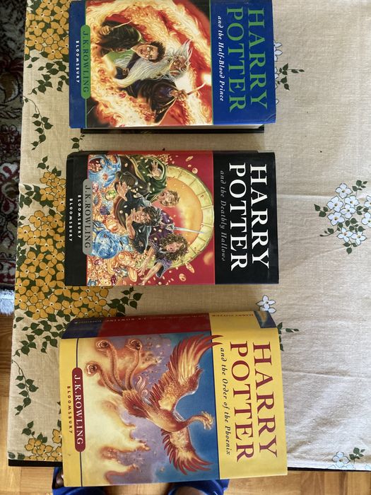 JKRowling Harry Potter,Stapanul inelelor JRRTolkien,Urzeala tronurilor