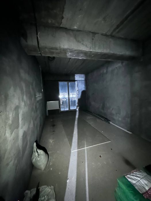 3-комнатная квартира возле ТРЦ Compass — Мирабад, ремонт 70% — 61 м²