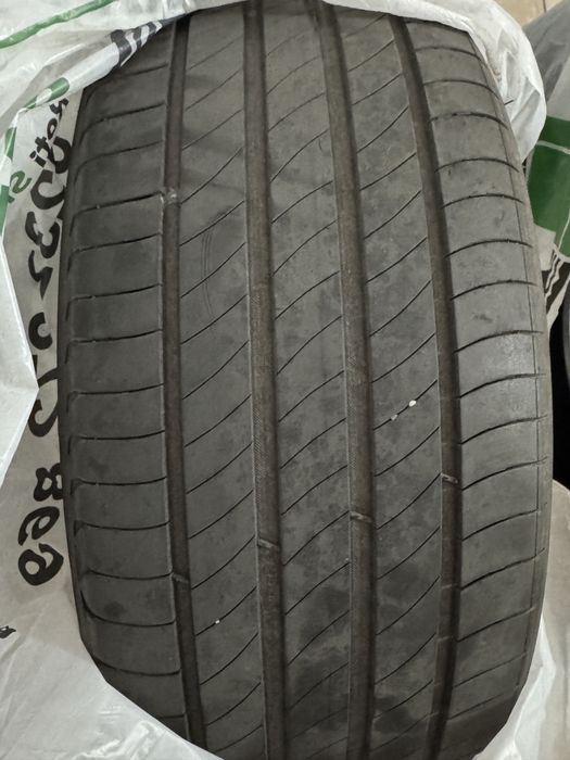 Michelin vara 255/45/R20