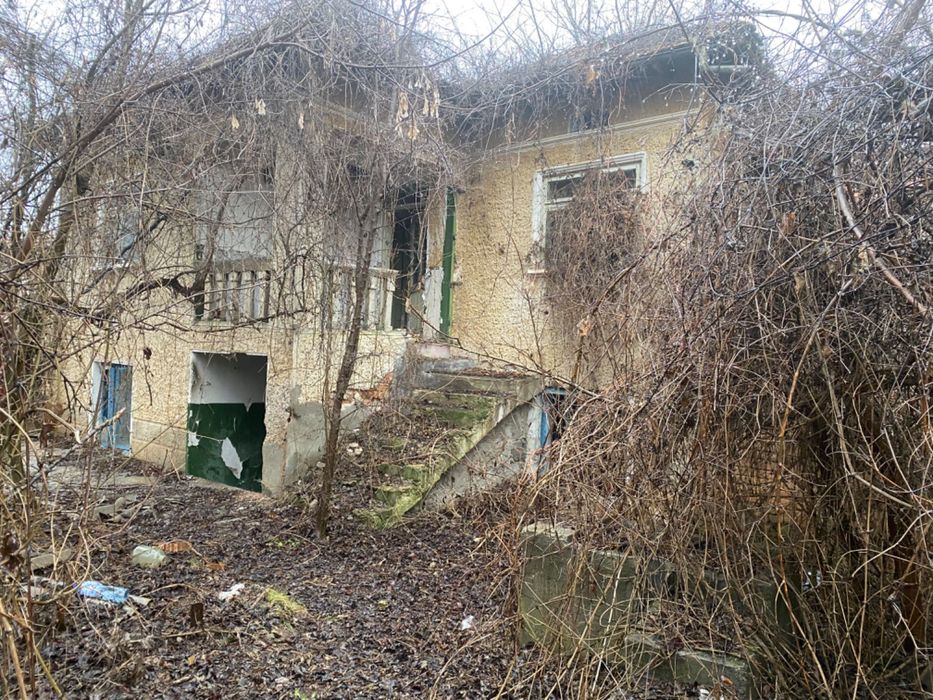 Продавам имот в село Горна Студена Област Велико Търново