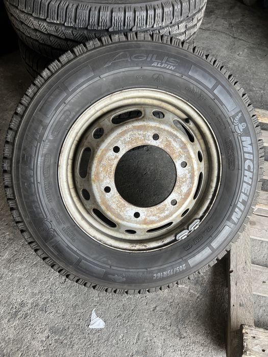 6 jante tabla+anvelope iarna 205/75/16C Michelin 8.5 mm!