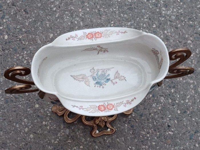 Centru de masa, fructiera de dimensiuni mari din porțelan cu bronz, pi