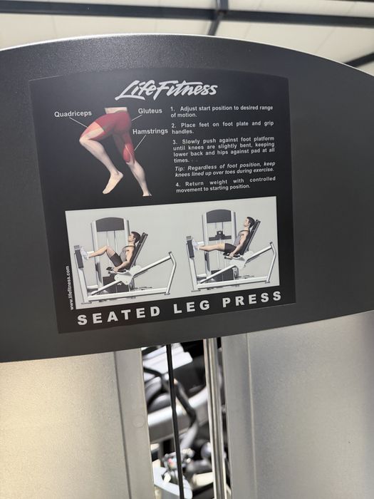 Presa picioare LIFE FITNESS,  este noua