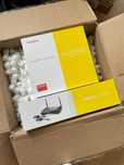 ClickShare System - CSE-200 +, Linksys MR9000, Switch Cisco SG110-08HP