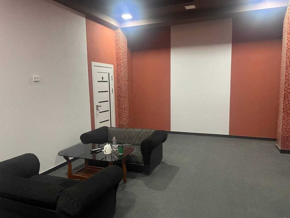 Южный вокзал. Сдам в аренду готовый хостел с мебелью.